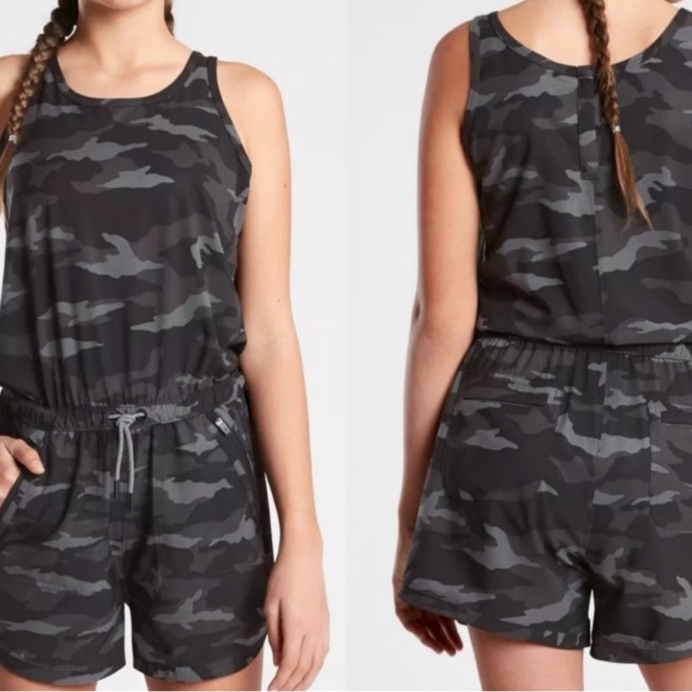 NWOT Athleta Girl On The Go Romper Dark Camo Size Medium